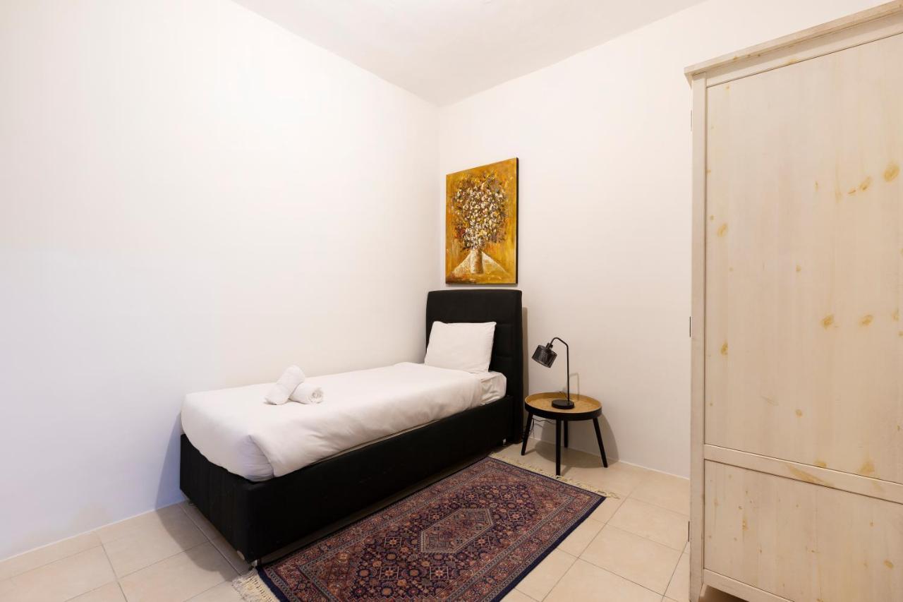 Sliema Central Apartment Just Minutes From The Beach By Jl Exterior foto