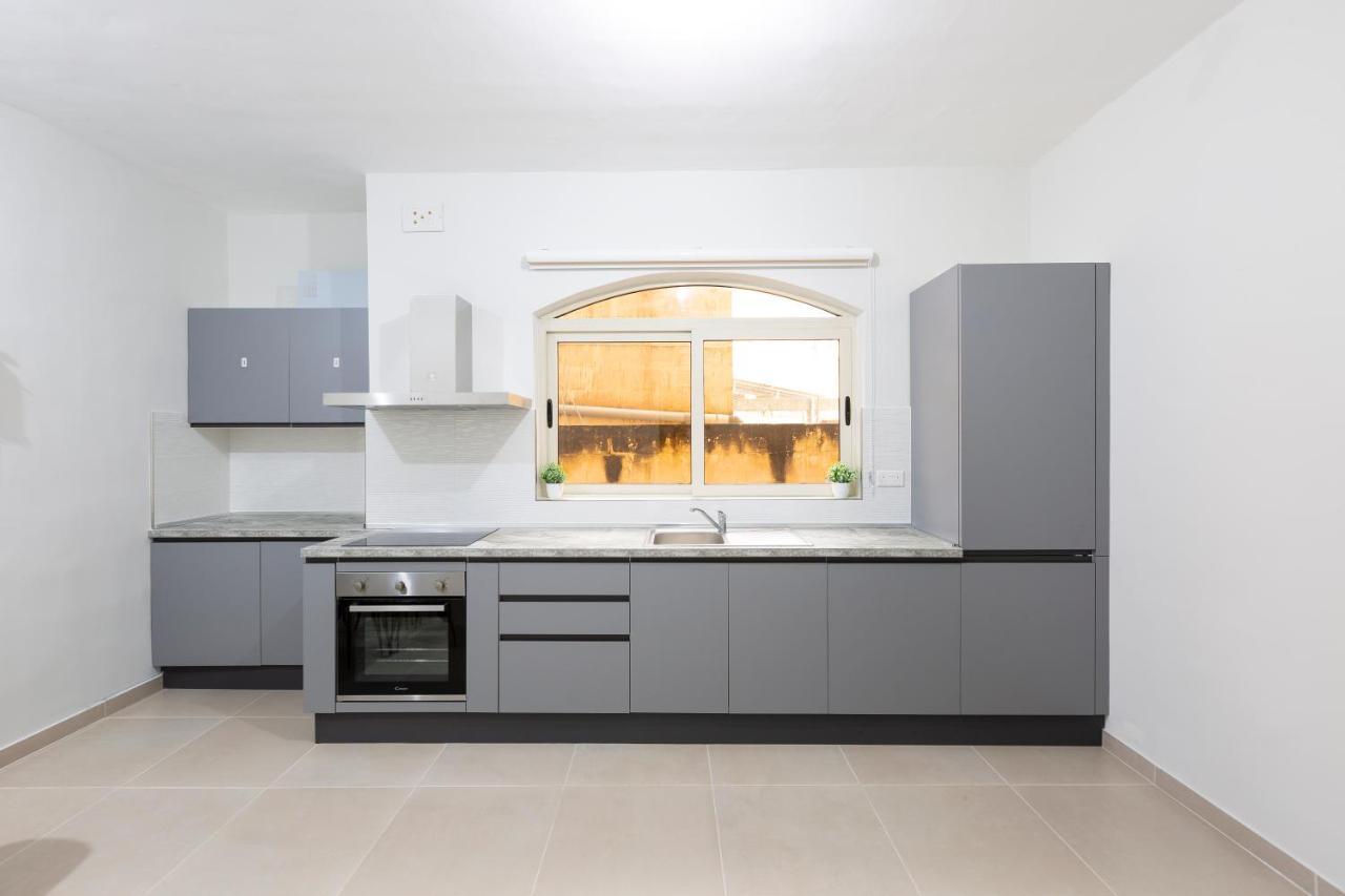 Sliema Central Apartment Just Minutes From The Beach By Jl Exterior foto